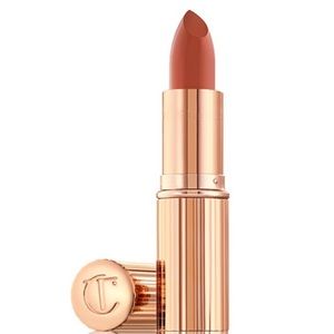 CHARLOTTE TILBURY K.I.S.S.I.N.G STONED ROSE LIP